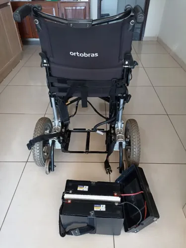 Cadeira de rodas Motorizada/elétrica Ortobras
