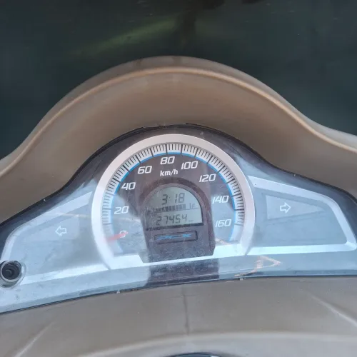 PCX POUQUÍSSIMO RODADA