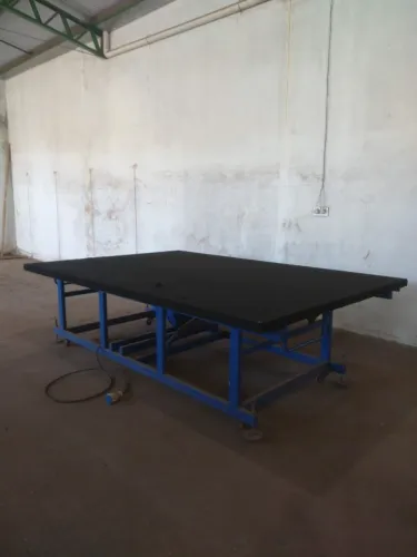 Mesa de Corte para Vidro Basculante com Colchão de Ar