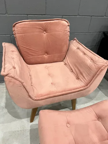 Poltrona Rosa ULTIMA PEÇA