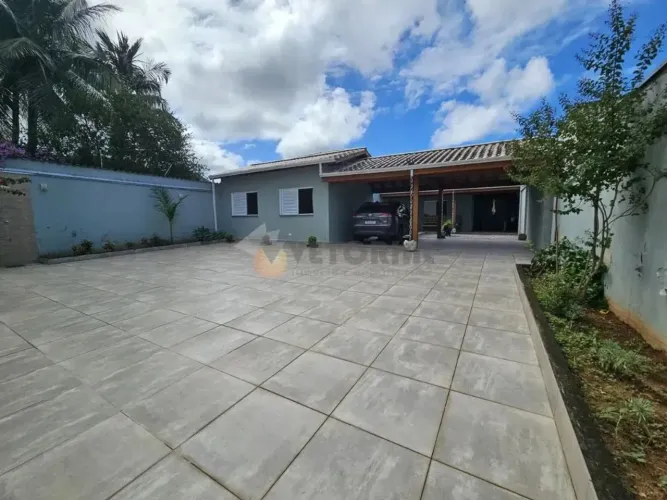 Casa com 3 dormitórios à venda, 175 m² por R$ 970.000,00 - Sumaré - Caraguatatuba/SP
