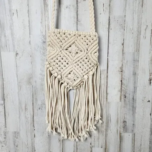 Bolsa de macramê H&M tiracolo