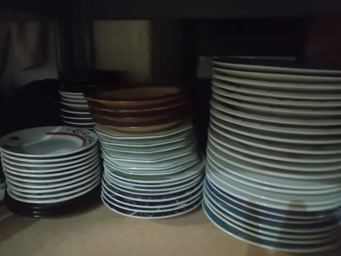 Diversos pratos de sobremesa