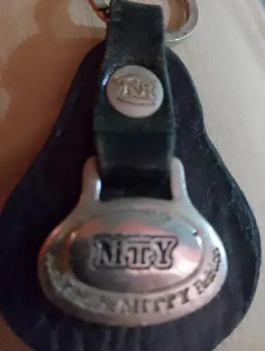 Chaveiro da marca mitty (peça de colecionador)