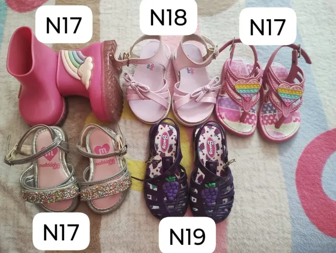Desapego Sapatinhos de Menina