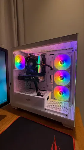 Pc gamer Ryzen 5 5600 RTX2060
