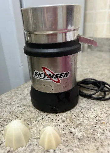 Extrator de suco Skymsen