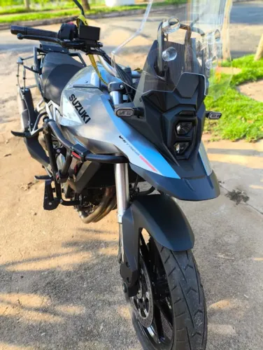 Suzuki VSTROM 800