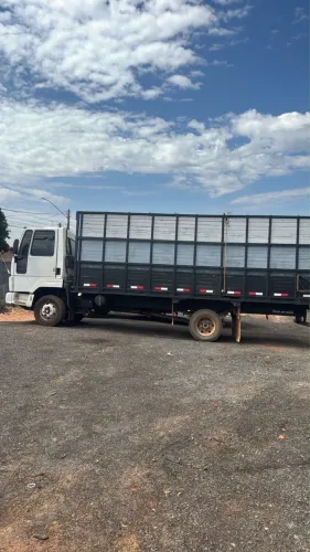 Caminhão Ford 8150