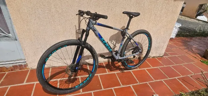 Vendo Bicicleta Sense Rock Evo MTB ARO 29