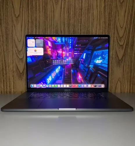 MacBook Pro A2141 Intel core i7 16GB 500GB| Placa de video 5300M 4GB | Bateria 279 ciclos