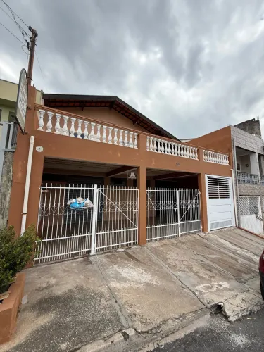 Casa à venda em Campo Limpo Paulista-SP, Jardim Santo Antônio I: 3 quartos, 1 sala, 3 banh