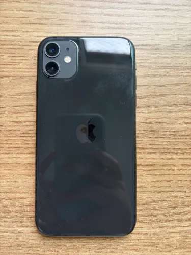 iPhone 11 - 128gb - preto - usado