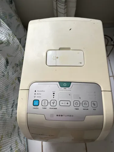 Ar condicionado portátil com mangueira exaustora 