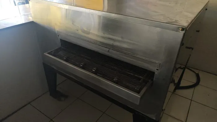 Forno esteira