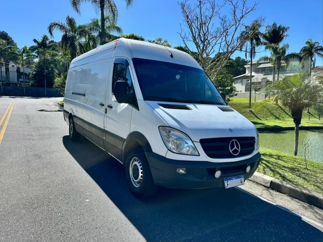 Mercedes-Benz Sprinter 311 Furgão Longo 2.2 Dies 2014