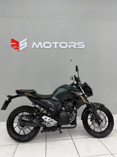 Promoção imperdível!! FZ25 2024 único dono!! ESMotors