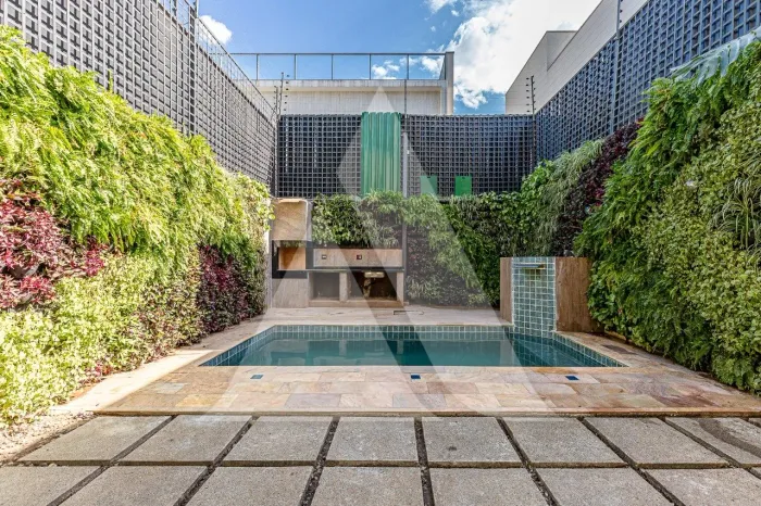 Casa em condomínio no Jardim Europa