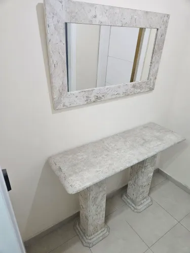 Aparador com Espelho Mármore Carrara Bege