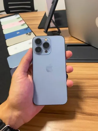 ? iPhone 15 128GB - Azul