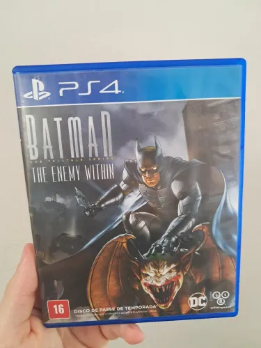 Batman: The Enemy Within PS4 - Mídia Física Original