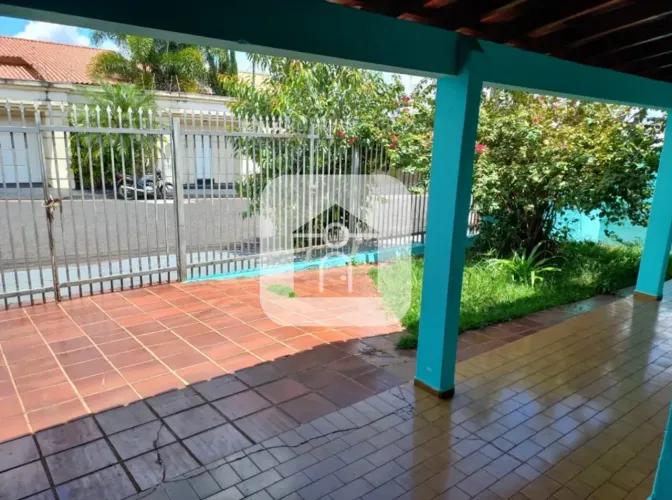 Casa Para Venda No Bairro Santa Mônica