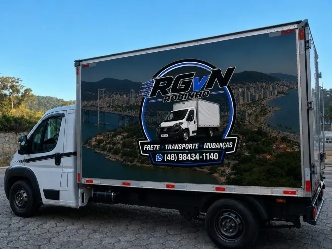 Fretes, transportes e mudanças