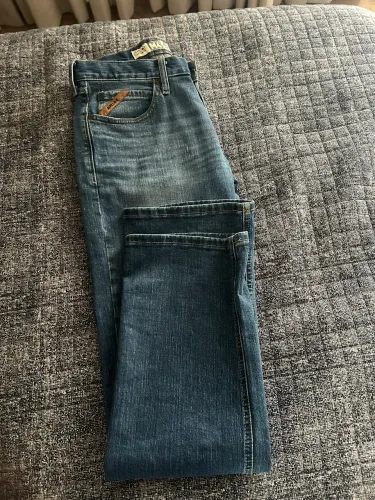 Calça ariat m4 relaxed boot cut usada apenas 2 vezes zerissima tamanho 29x36? e 39?