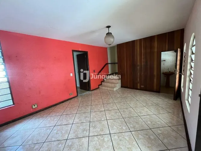 Casa para aluguel, 4 quartos, 2 suítes, 2 vagas, Centro - Piracicaba/SP