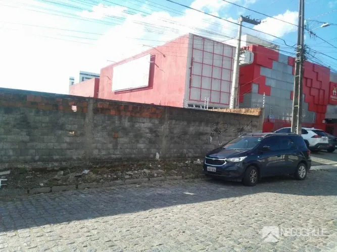 Terreno à venda, 1632 m² por R$ 2.100.000,00 - Mirante - Campina Grande/PB