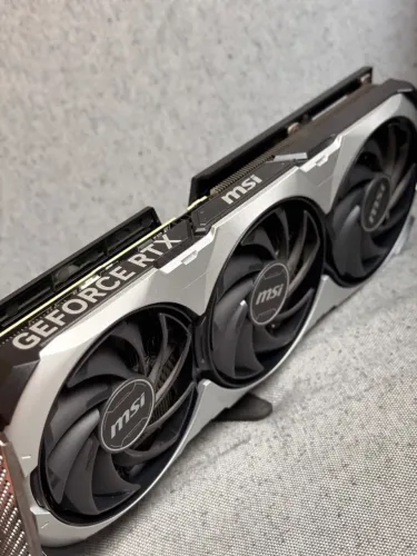 Placa de video MSI RTX 4060ti Ventus 3X 8gb