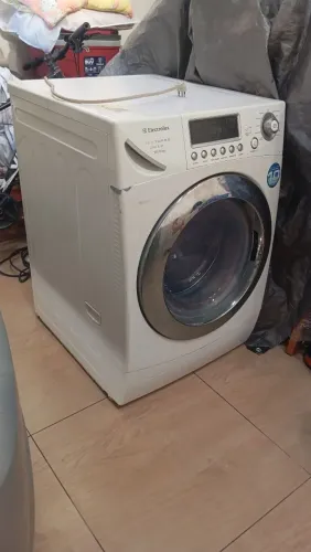 Máquina lava e seca