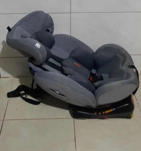 Cadeirinha Fischer price Rna36kg