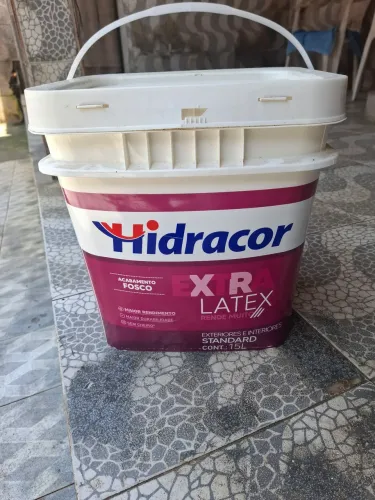 Tinta branco neve interior e exterior 