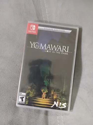 Yomawari Lost In The Dark Deluxe Edition Lacrado