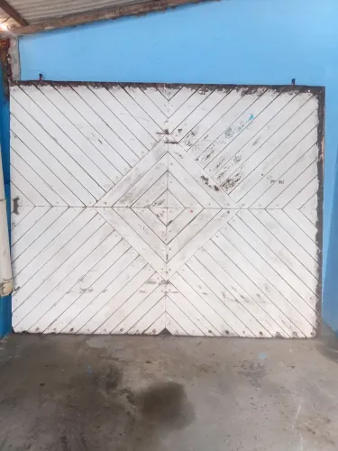 Portão de madeira