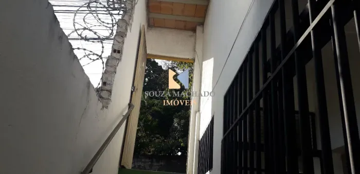 Casa em São João Batista com 90 m² , 1 quarto(s)