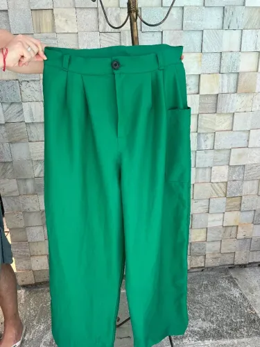 Calça verde feminina - Tamanho GG