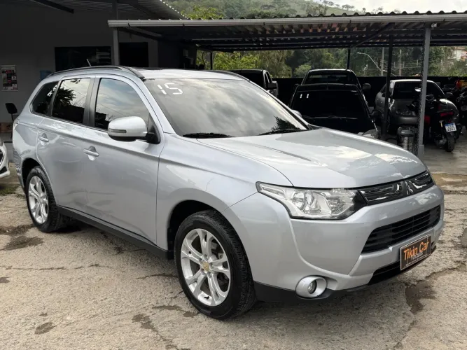 Mitsubishi Outlander 2.0 16V 160cv Aut. 2015