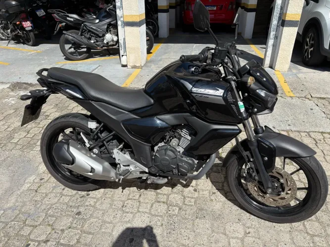 Vendo Fazer 150