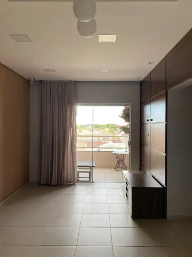 Vendo um Apartamento no Condomínio  Torres de Itália
