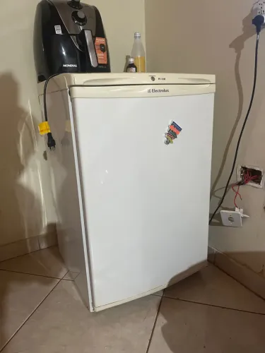 Geladeira Electrolux R130 1 Porta - Funcionando Perfeitamente
