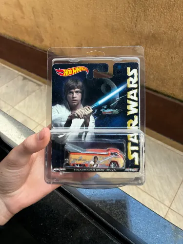 Hot Wheels Premium Volkswagen Drag Truck
