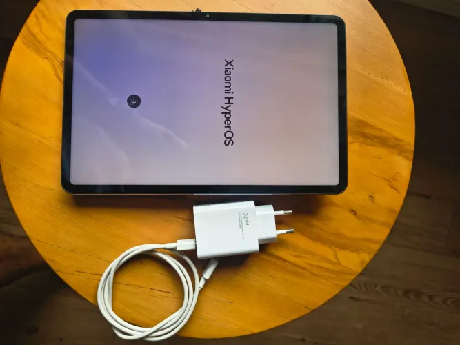Tablet Xiaomi Pad 6 128GB - Completo com Capa Protetora