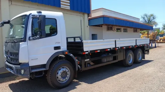  MB ATEGO 3133 6X4 23T 321CV ZERO KM 