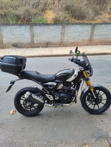 Triumph scrambler 400cc