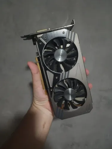 GTX 960 2GB ZOTAC (DEFEITO)