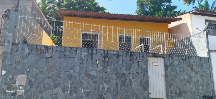Casa em São Cristovão/ Corretor Imobiliário. 