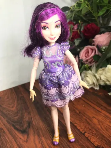 Boneca Mal Disney Descendentes