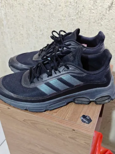 Tênis Adidas Quadcube